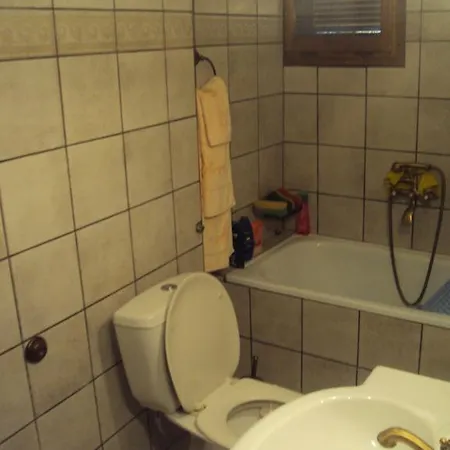 Semesterbostad Katoikia Me Ta Pitharia Prínos