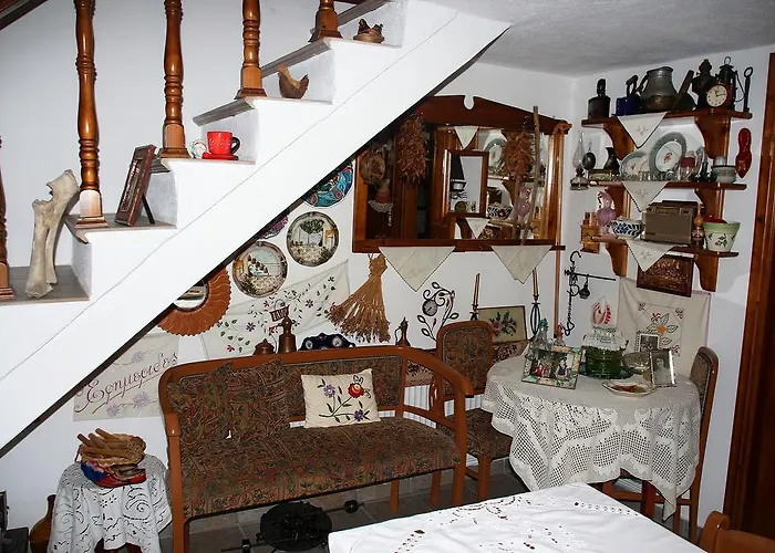 بيت للعطل Katoikia Me Ta Pitharia