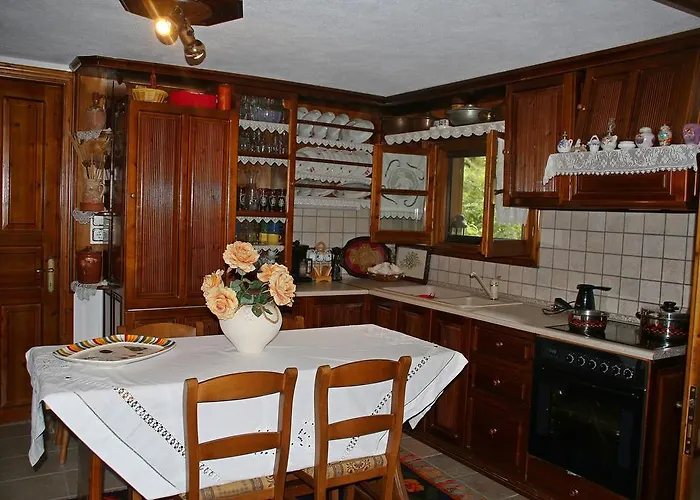 بيت للعطل Katoikia Me Ta Pitharia *